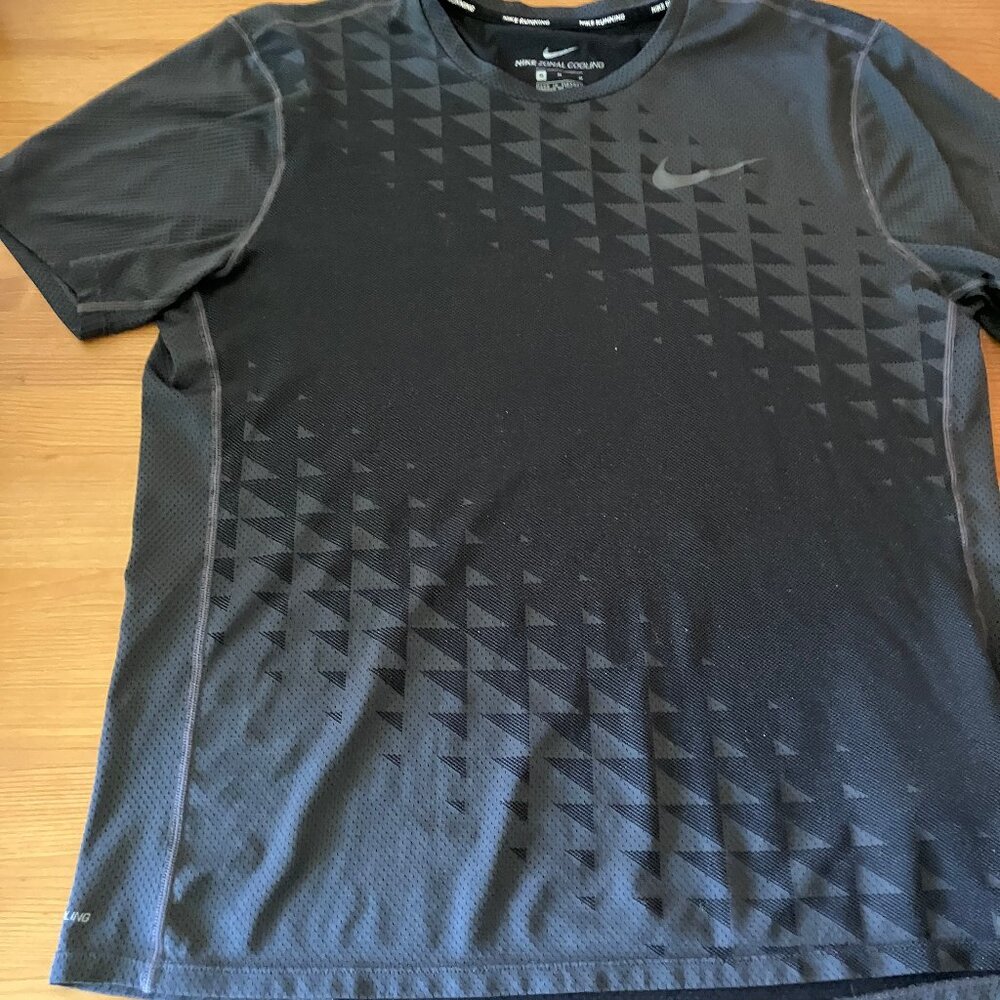 NIKE RUNNING Unisex Gray T-shirt Size M - Picture 3 of 11